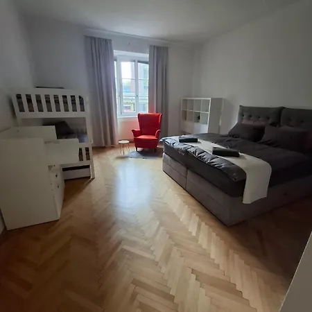 Feel Good At Dragon Bridge Apartment