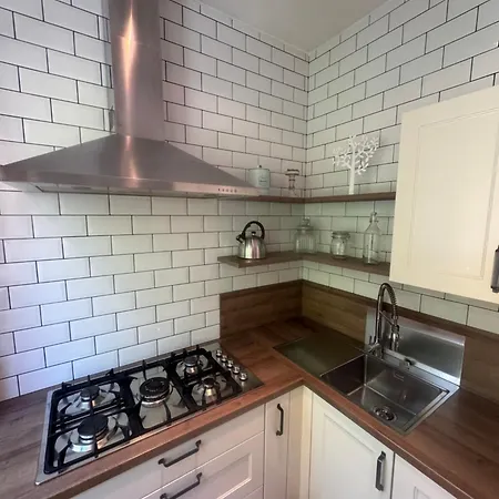 Feel Good At Dragon Bridge * ليوبليانا